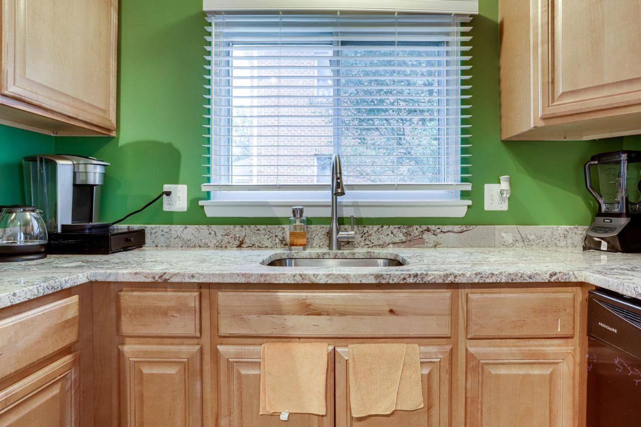 Escape To Our Cozy 3 Bed Rm 2 Bath Unit In Alexandria Va Villa Екстериор снимка